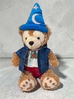 Disney Duffy The Bear 2016 Sorcerer Plush With Hat Jacket Shirt & Red Shorts Col